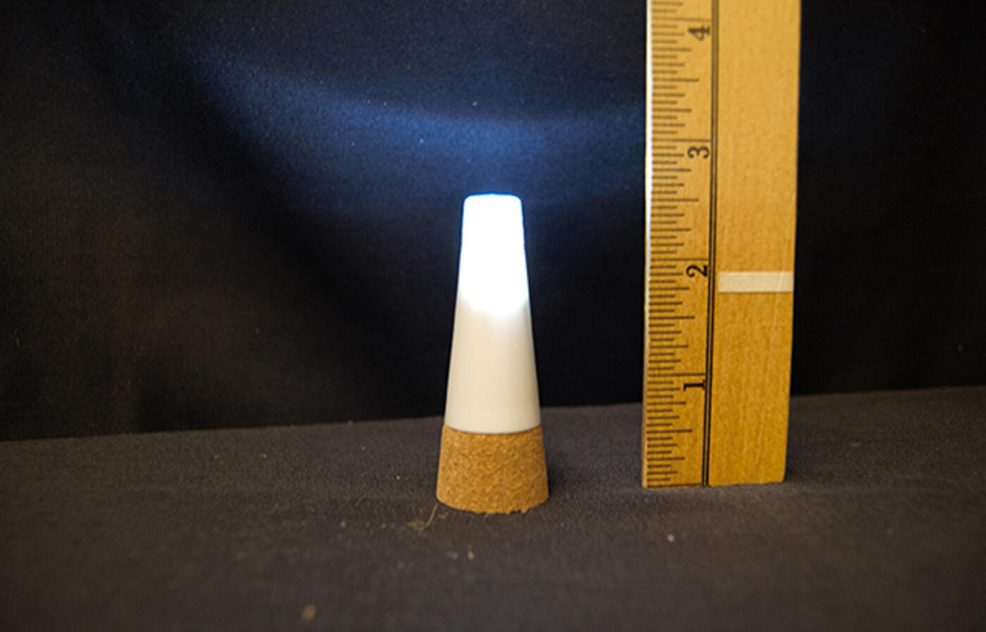 Light cork 