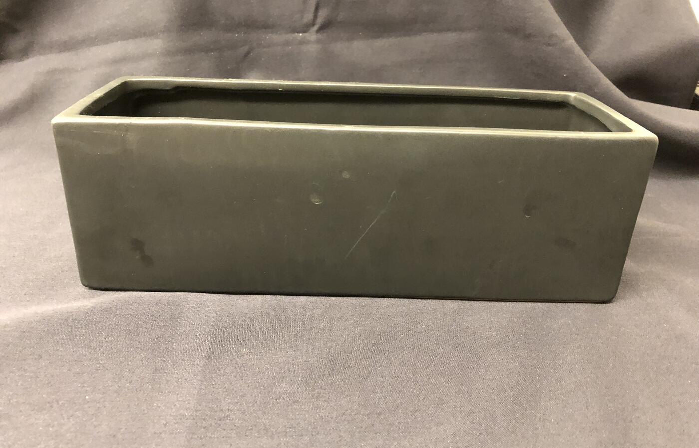 black matte vase