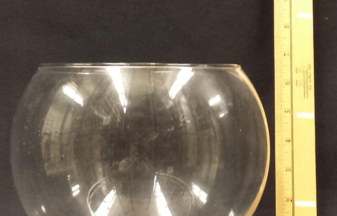 Clear glass vase